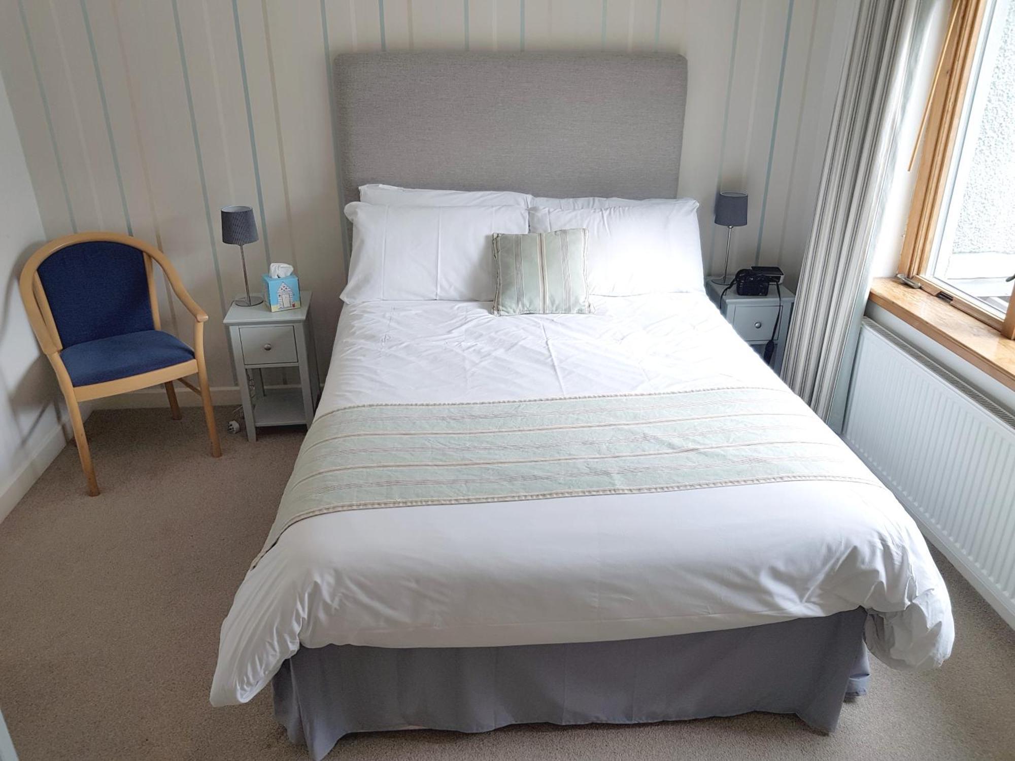Ferry House Inn Milford Haven Habitación foto