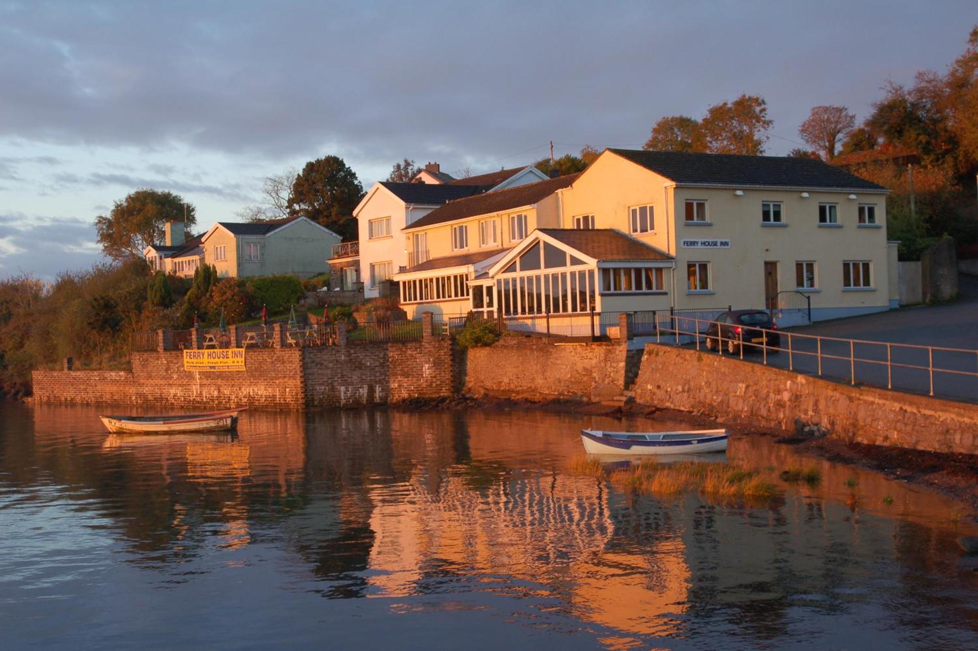 Ferry House Inn Milford Haven Exterior foto