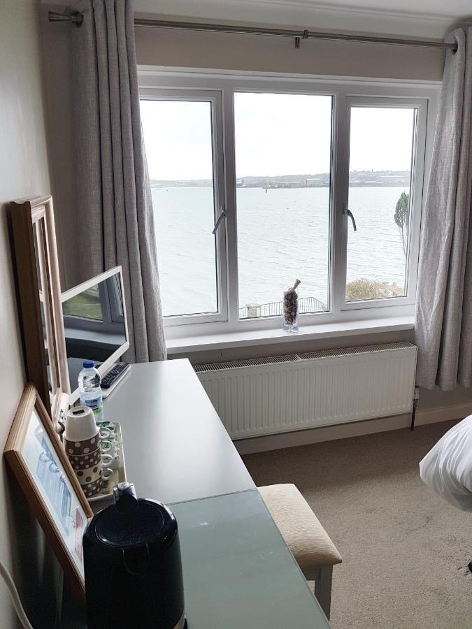 Ferry House Inn Milford Haven Exterior foto